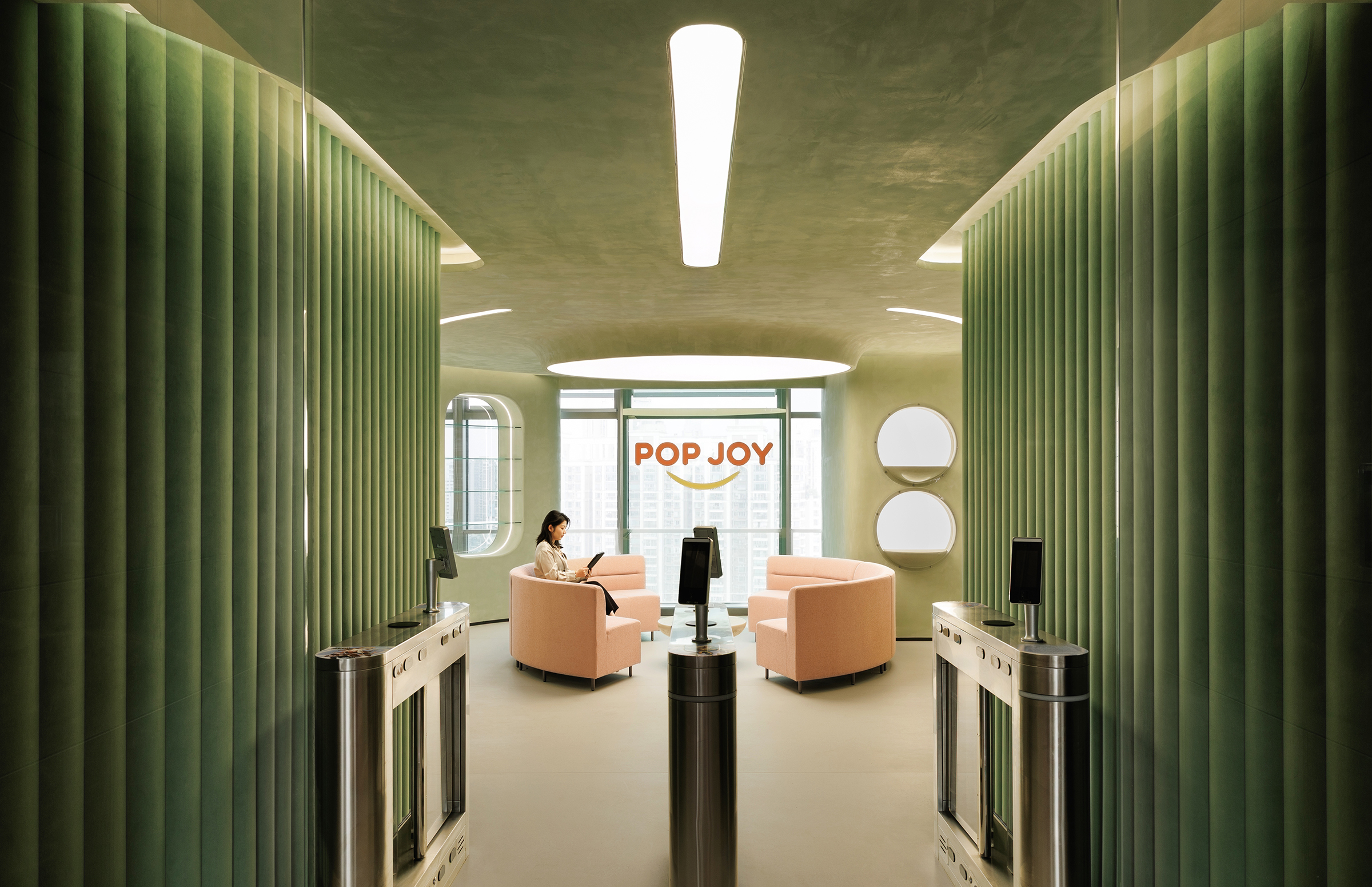 London Design Awards — Gold Winner