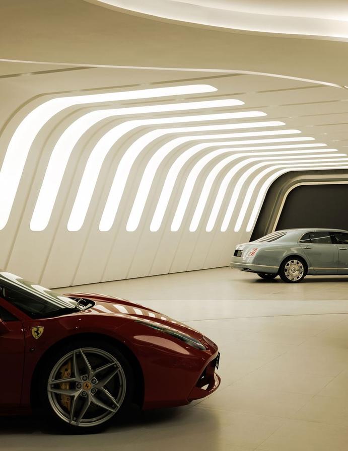 Engineered Precision Meets Sculptural Clarity in a Futuristic Car Showroom in Nanjing